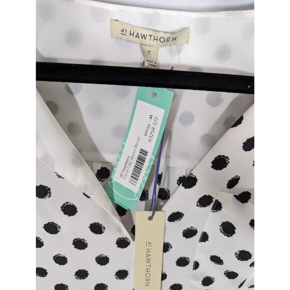 ? NWT 41Hawthorn Women's Medium Short Sleeve Blouse Top Polka Dot - Picture 2 of 2